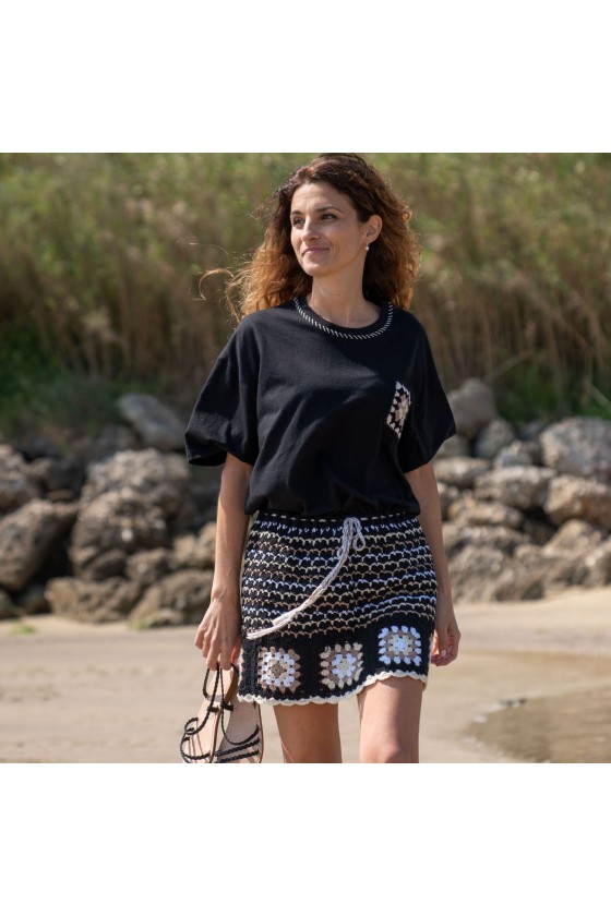 Crochet Pattern T-Shirt Pocket - Black