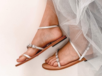 Jewelled sandals are making a come back: tips for a stylish summer